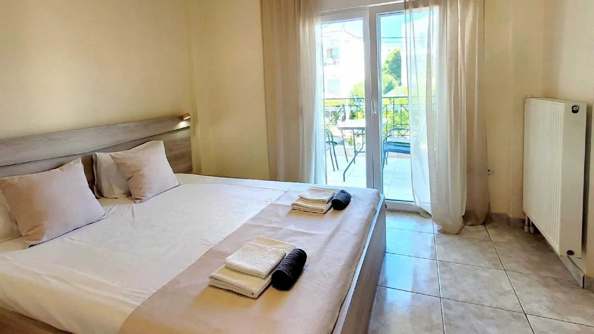 Anris & Dianas Dom - In A Quiet Part Of The Center Apartment Kallithea  0*, Kallithea (Chalkidiki) Greece
